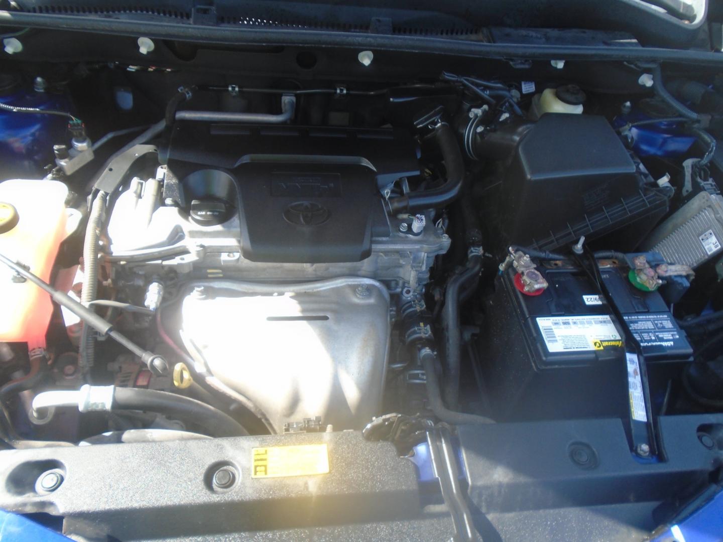 2014 Toyota RAV4 XLE FWD (2T3WFREV0EW) with an 2.5L L4 DOHC 16V engine, 6-Speed Automatic transmission, located at 6112 N Florida Avenue, Tampa, FL, 33604, (888) 521-5131, 27.954929, -82.459534 - Photo#10